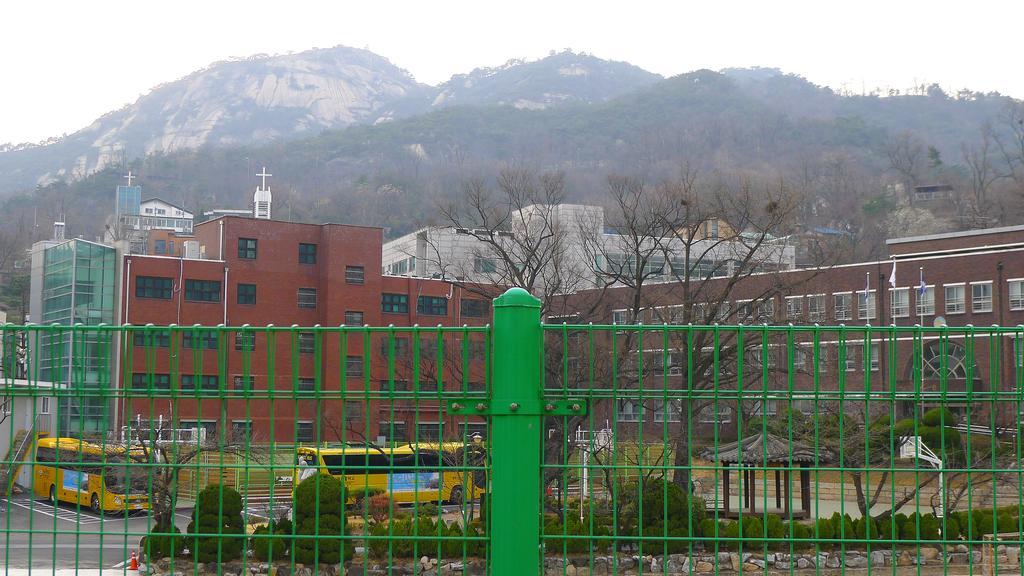 Oh My Guesthouse Seoul Bagian luar foto