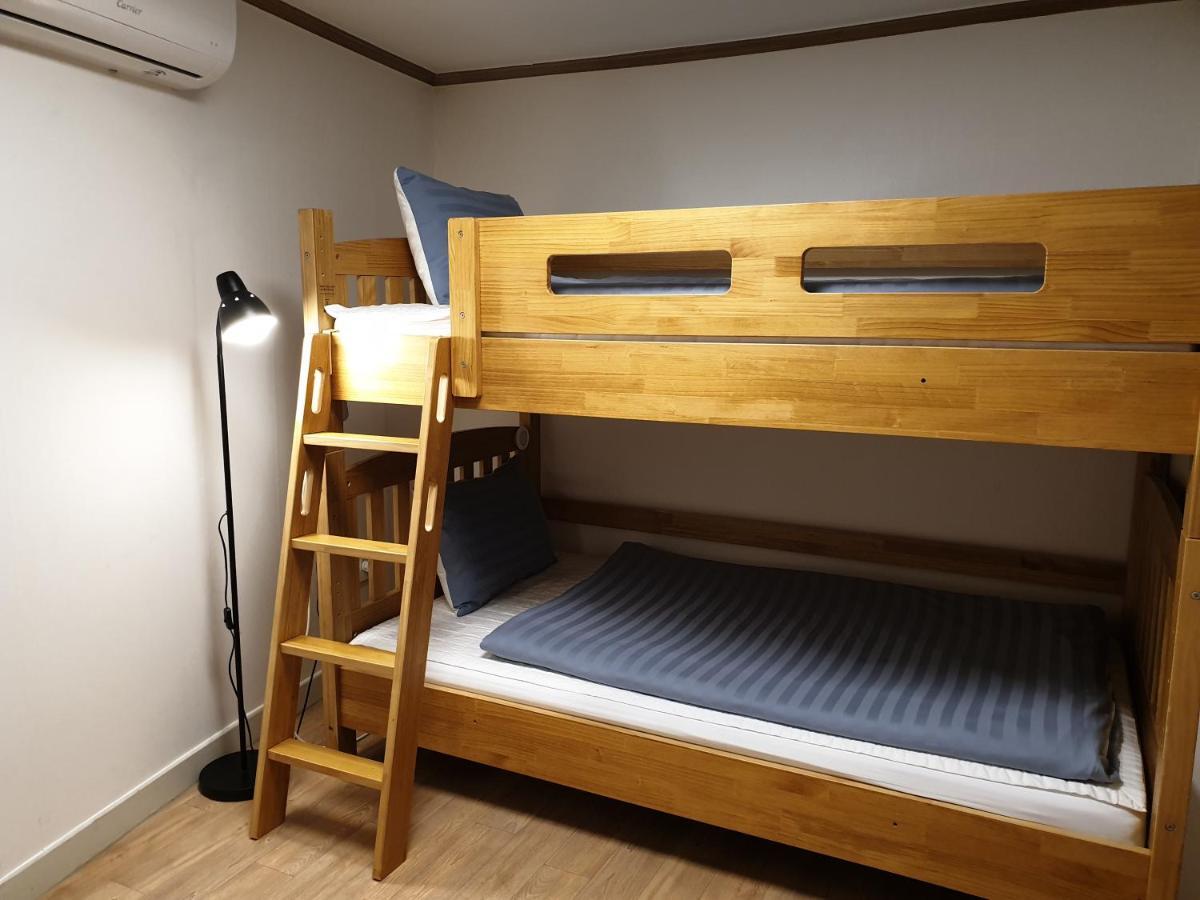 Oh My Guesthouse Seoul Bagian luar foto